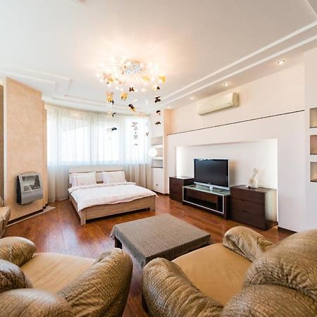 Роскошная 3К Квартира 135М2 На Набережной. Минская Kiev Bagian luar foto